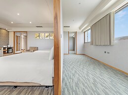 CHECK inn Select Tainan YongKang