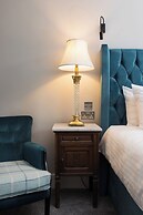 The Lawrence Hotel