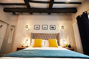 The Lawrence Hotel