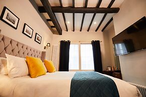 The Lawrence Hotel