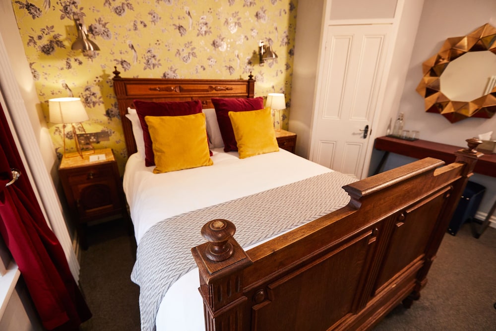 The Lawrence Hotel