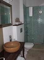 Eski Tas Otel