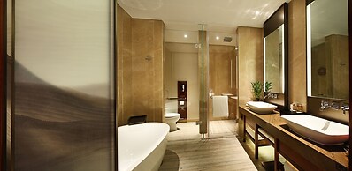 HUALUXE Wuxi Taihu by IHG