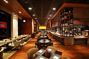 HUALUXE Wuxi Taihu by IHG