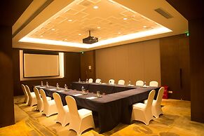HUALUXE Wuxi Taihu by IHG