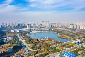 HUALUXE Wuxi Taihu by IHG