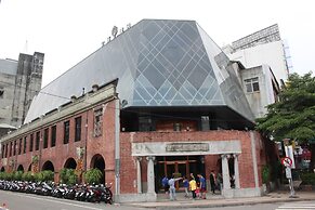 A Ace Hotel