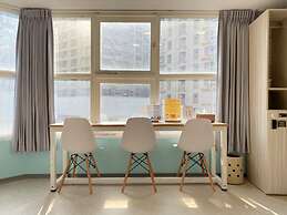 Flyinn Hostel