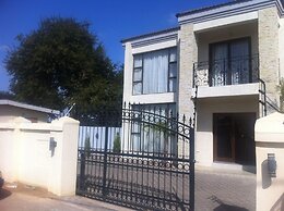 First Avenue Guest House