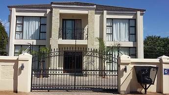 First Avenue Guest House