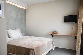 Gefiri Plakas Hotel