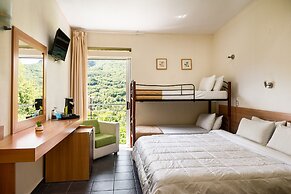 Gefiri Plakas Hotel