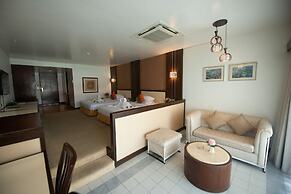 Pinehurst Golf Club & Hotel