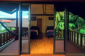 Happy Elephant Bungalows