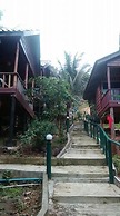Happy Elephant Bungalows