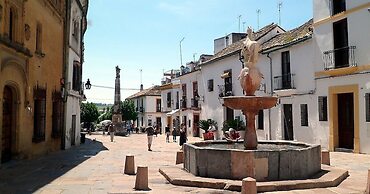 Hostal Almanzor