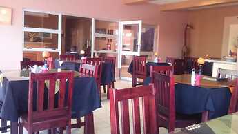 Cactus Inn