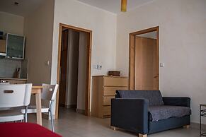Modern & cozy apartment close to Center