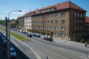 2 Bedroom Home near Prague Castle