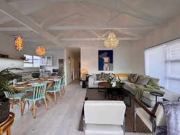 Loddeys Beach House