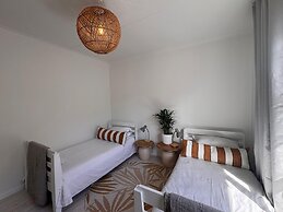 Loddeys Beach House