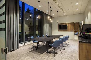 Courtyard by Marriott Edinburgh West