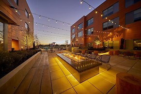 Hyatt Place Eugene / Oakway Center