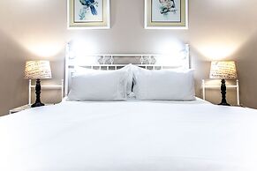 Blue Diamond Lodge