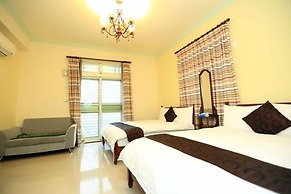 Vicky House