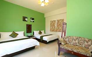 Vicky House