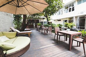 Issara by d Hostel