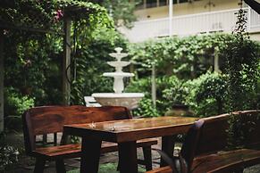 Issara by d Hostel