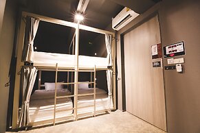 Issara by d Hostel