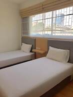 Nine Place Sukhumvit 40 - Hostel