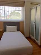 Nine Place Sukhumvit 40 - Hostel