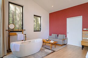 Meijie Mountain Hotspring Resort