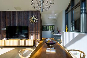 Meijie Mountain Hotspring Resort