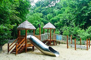 Meijie Mountain Hotspring Resort