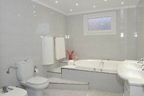 Vila do Vale by MHM