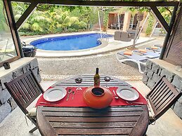 Vila do Vale by MHM