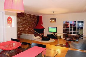 Vila do Vale by MHM