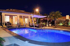 Vila do Vale by MHM