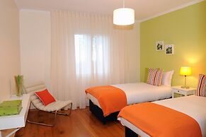 Vila do Vale by MHM