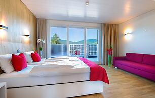 Hotel Rhy