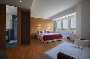 Hotel Rhy