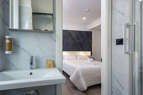 Crossroad Hotel