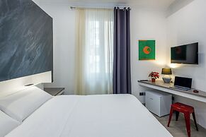 Crossroad Hotel