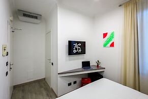 Crossroad Hotel