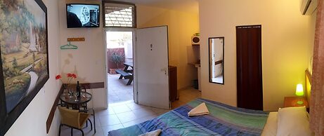Aloni - Guest house Dead Sea