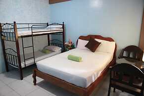 Centillo Travellers Inn